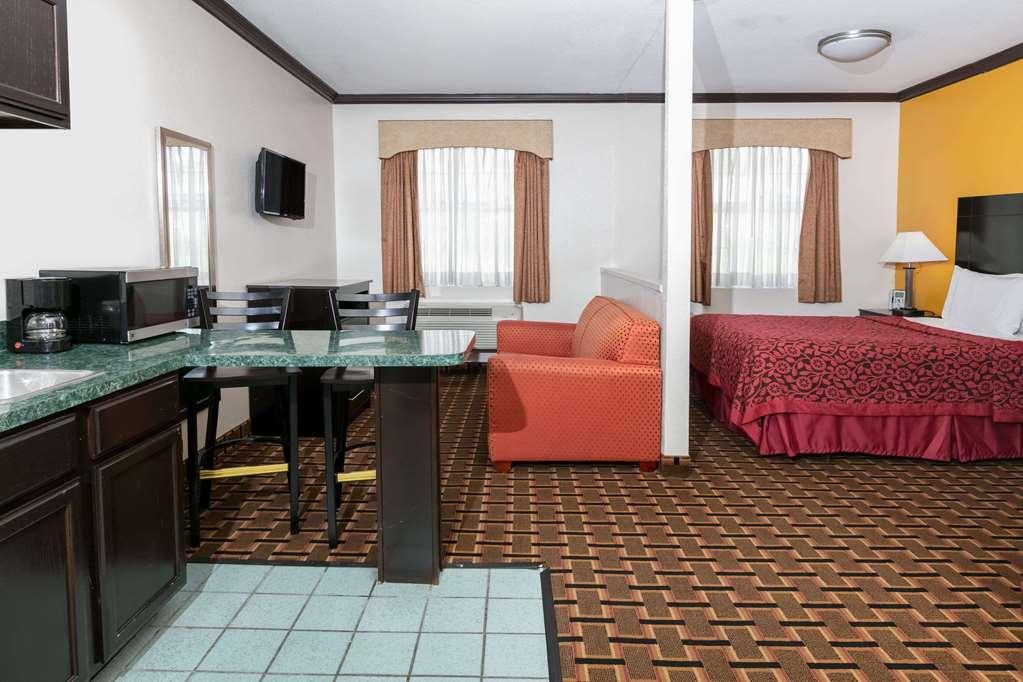 Days Inn & Suites By Wyndham Dfw Airport South-Euless Zimmer foto